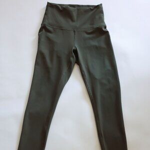 Wunder Train High-Rise Tight 25" Size 4